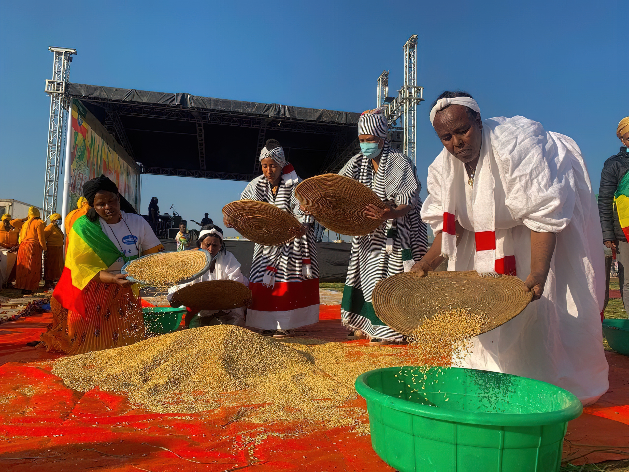 KILLING UNARMED ETHIOPIANS