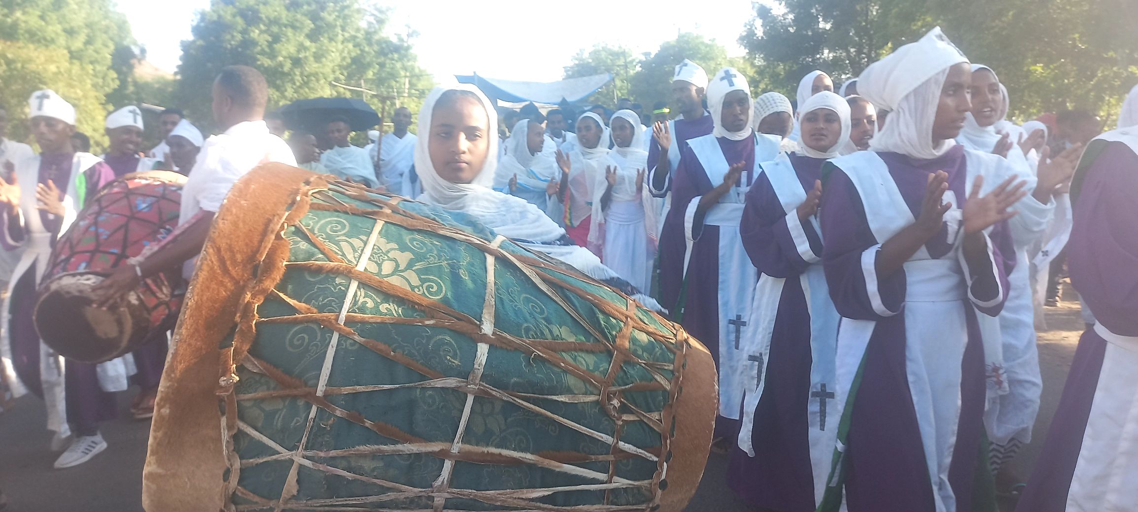 Kana Zegelila holiday