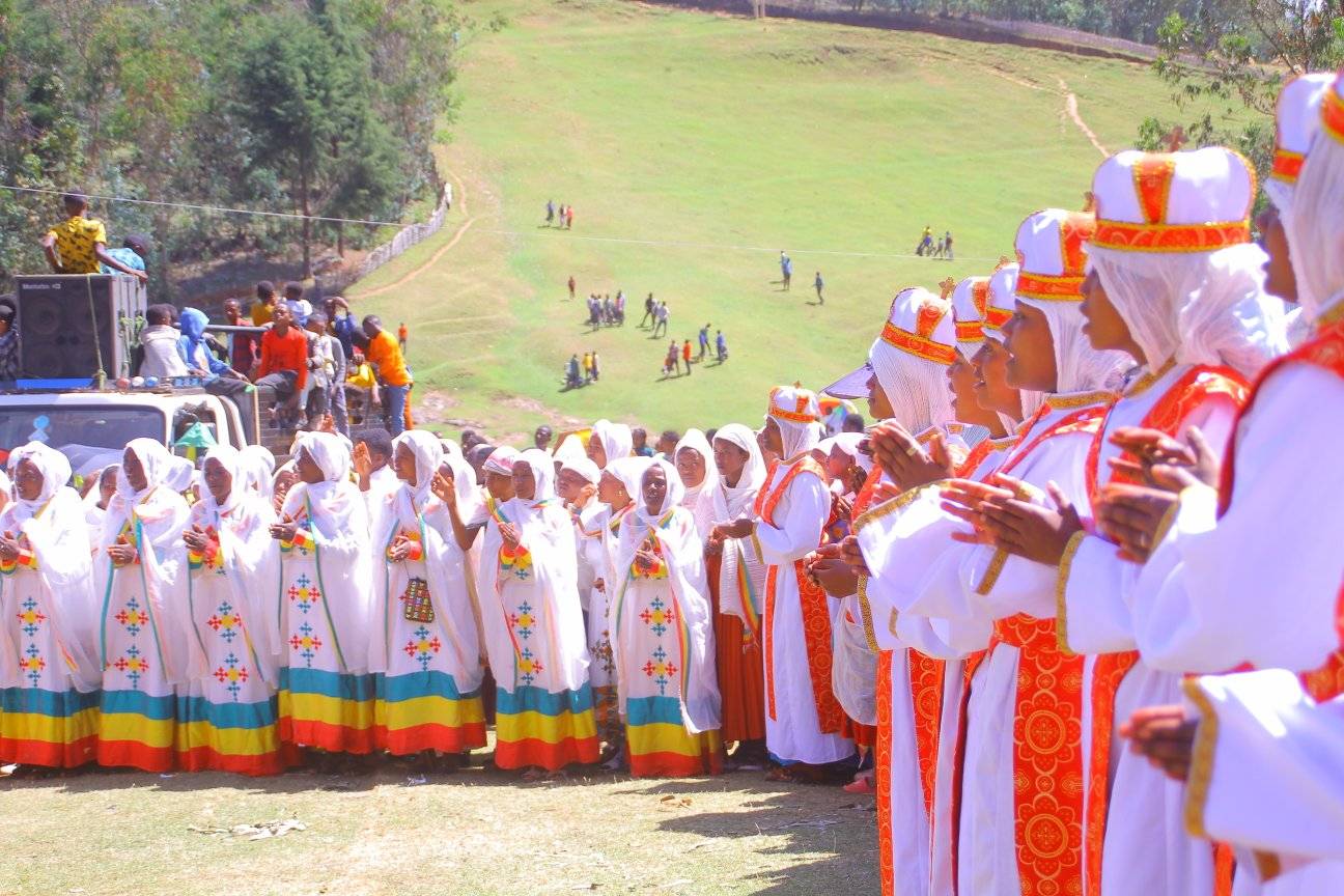 Kana Zegelila holiday