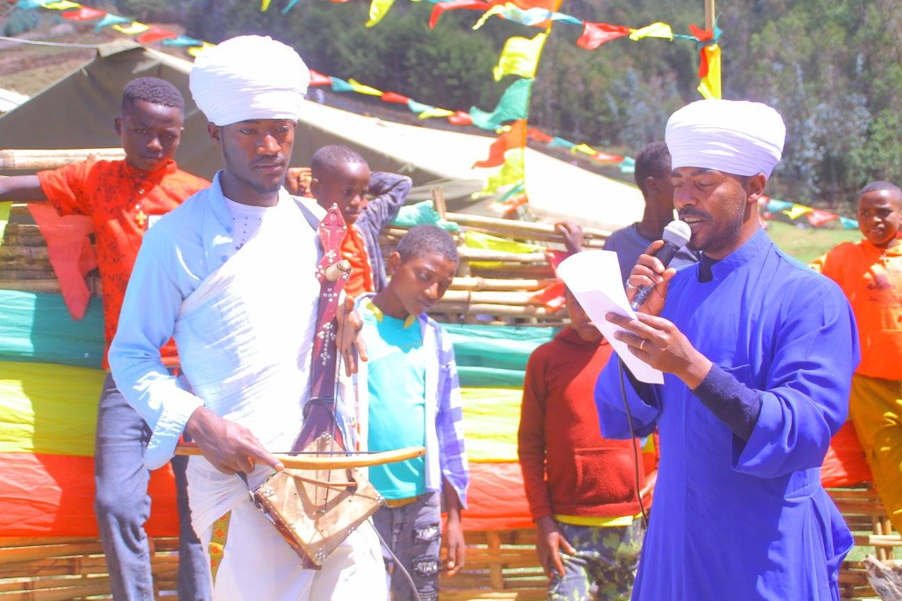 Kana Zegelila holiday