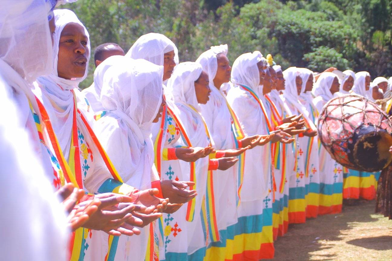 Kana Zegelila holiday