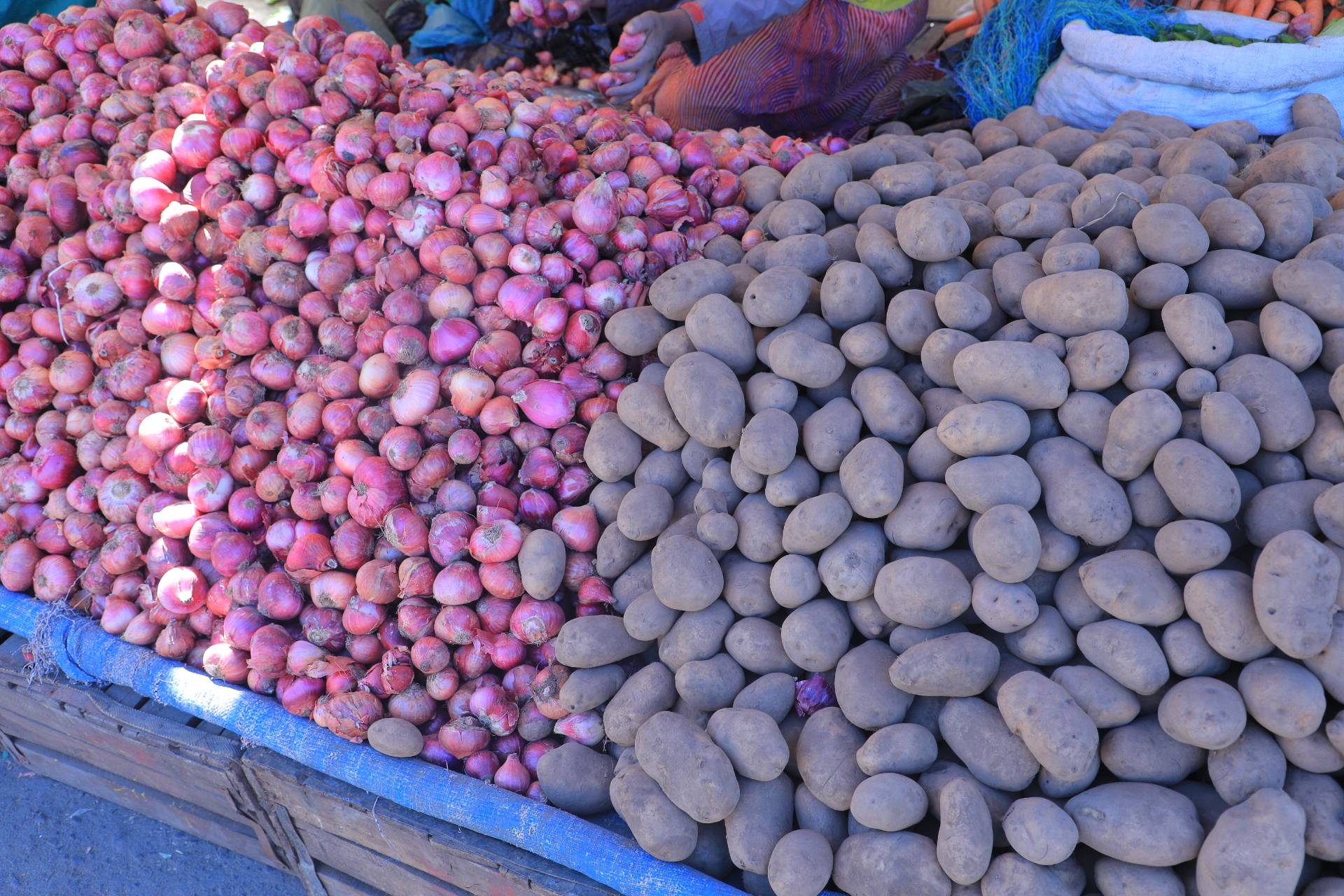 Saturday and Sunday Market