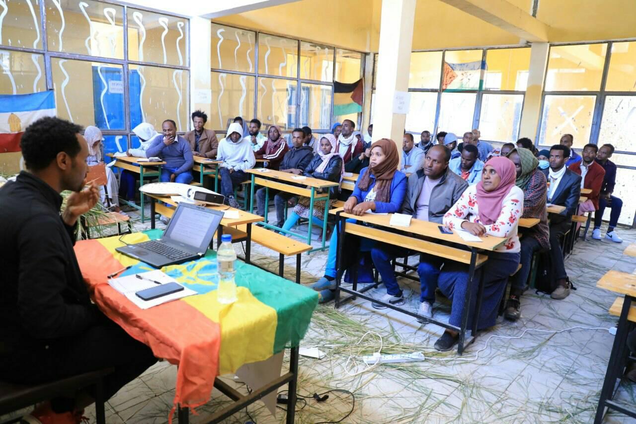 role of scholars in nation building