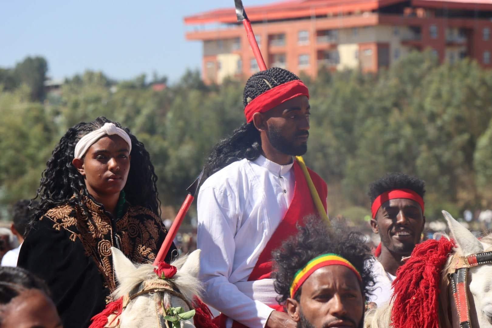 king and queen Amiko